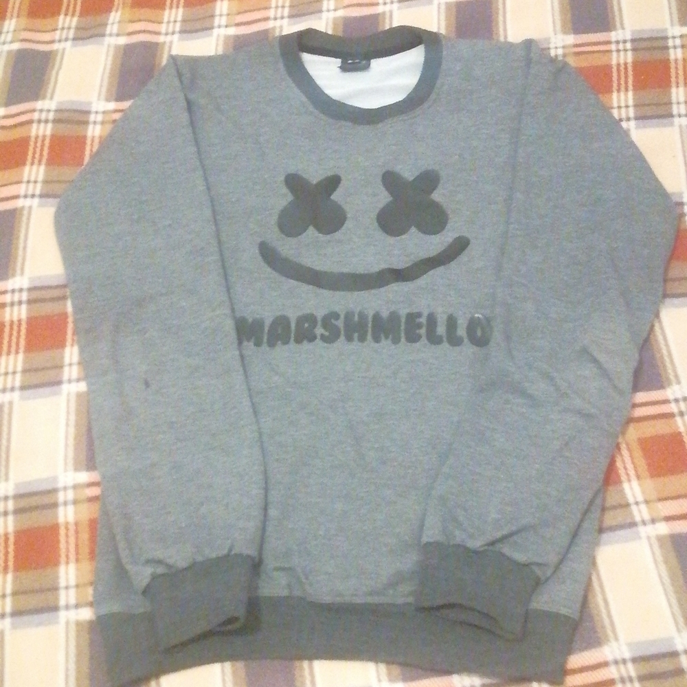 Used long sleeve tee - Picture 1 of 2